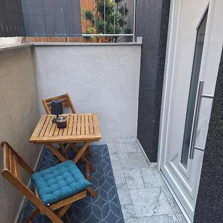 R-lex17 Apartman