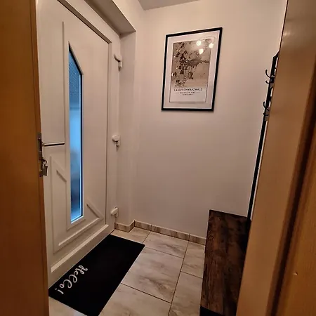 R-lex17 Apartman *