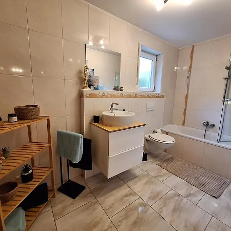 R-lex17 Apartman *